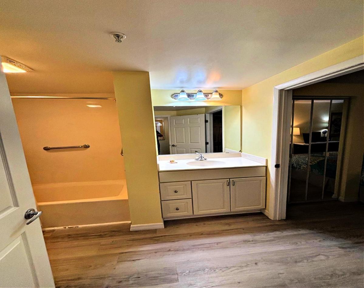 1 Bedroom Direct Oceanfront Condo Wyndham Ocean Walk Resort - Daytona Funland 703 Daytona Beach Kültér fotó